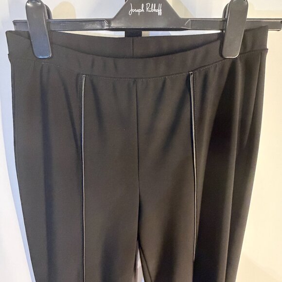 EUC - Joseph Ribkoff Size 8 Capri Pants with split bottom - Picture 2 of 7